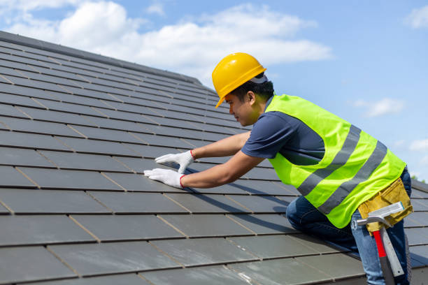 Best Roofing Contractor Near Me  in Nashvle, IL